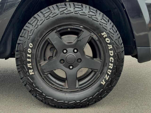 Черный Джип Гранд Чероки, объемом двигателя 3 л и пробегом 420 тыс. км за 9999 $, фото 10 на Automoto.ua