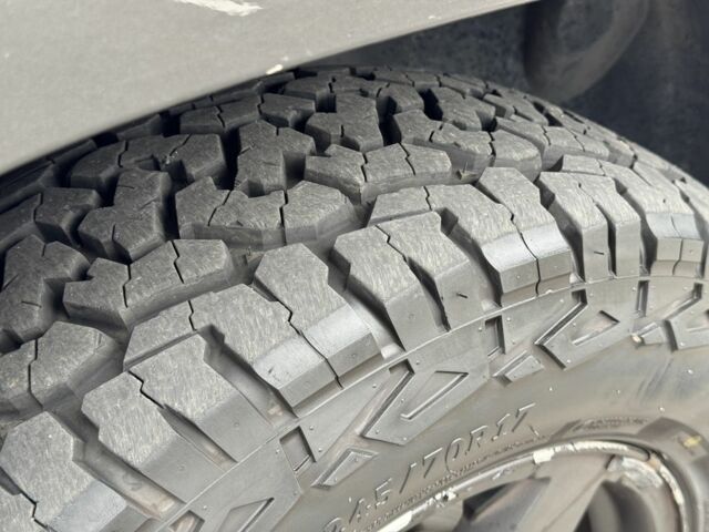 Черный Джип Гранд Чероки, объемом двигателя 3 л и пробегом 420 тыс. км за 9999 $, фото 11 на Automoto.ua