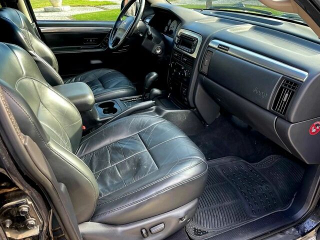 Черный Джип Гранд Чероки, объемом двигателя 2.7 л и пробегом 320 тыс. км за 2500 $, фото 9 на Automoto.ua