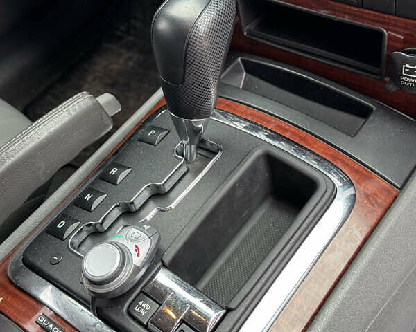 Черный Джип Гранд Чероки, объемом двигателя 2.99 л и пробегом 350 тыс. км за 9350 $, фото 15 на Automoto.ua