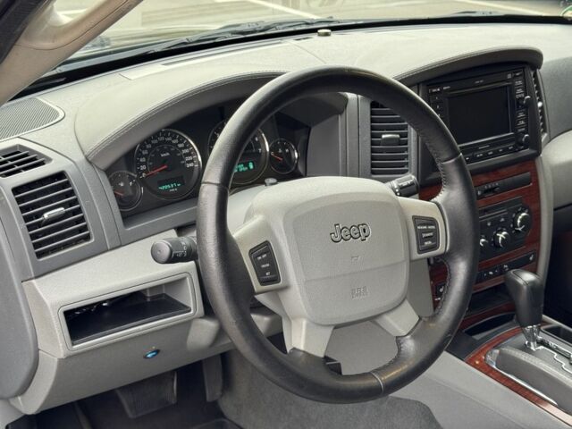 Черный Джип Гранд Чероки, объемом двигателя 3 л и пробегом 420 тыс. км за 9999 $, фото 15 на Automoto.ua