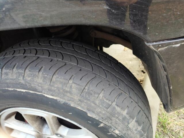 Черный Джип Гранд Чероки, объемом двигателя 2.7 л и пробегом 320 тыс. км за 7000 $, фото 4 на Automoto.ua