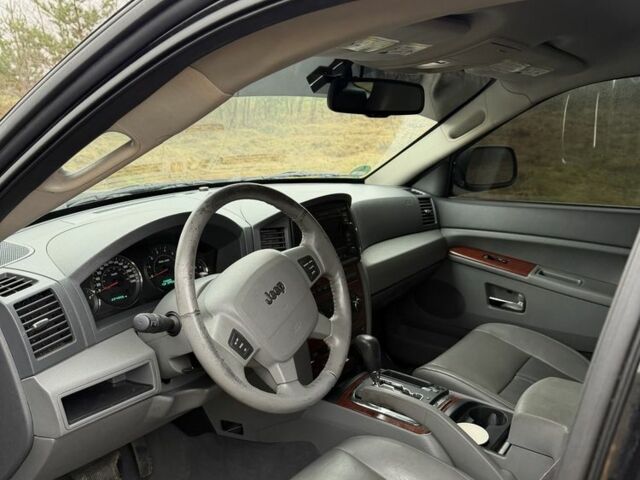 Черный Джип Гранд Чероки, объемом двигателя 3 л и пробегом 225 тыс. км за 5499 $, фото 6 на Automoto.ua