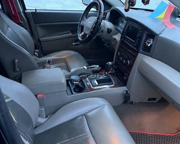 Чорний Джип Grand Cherokee, об'ємом двигуна 2.99 л та пробігом 273 тис. км за 9750 $, фото 21 на Automoto.ua