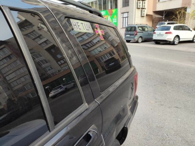 Черный Джип Гранд Чероки, объемом двигателя 2.7 л и пробегом 320 тыс. км за 7000 $, фото 1 на Automoto.ua