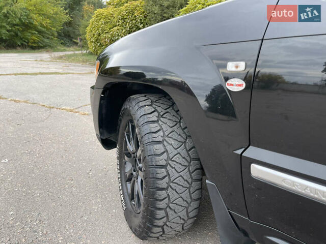 Чорний Джип Grand Cherokee, об'ємом двигуна 2.99 л та пробігом 240 тис. км за 8800 $, фото 3 на Automoto.ua