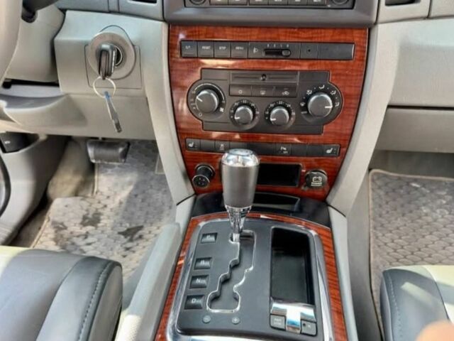 Черный Джип Гранд Чероки, объемом двигателя 3 л и пробегом 243 тыс. км за 3400 $, фото 4 на Automoto.ua