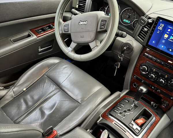 Чорний Джип Grand Cherokee, об'ємом двигуна 2.99 л та пробігом 375 тис. км за 9900 $, фото 8 на Automoto.ua