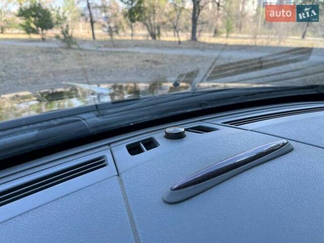 Черный Джип Гранд Чероки, объемом двигателя 3 л и пробегом 239 тыс. км за 8500 $, фото 2 на Automoto.ua