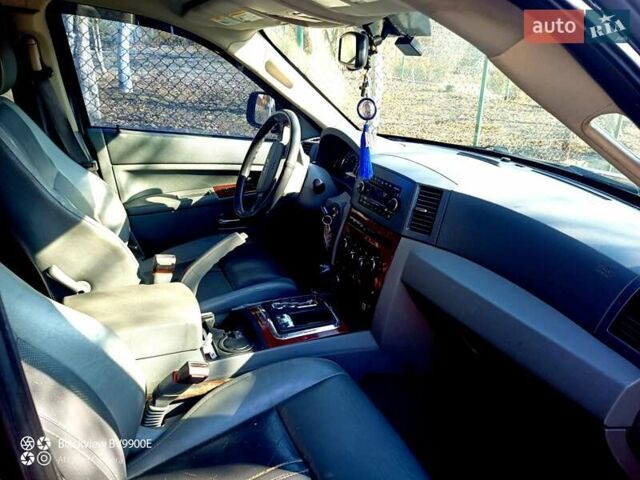 Черный Джип Гранд Чероки, объемом двигателя 2.99 л и пробегом 278 тыс. км за 9000 $, фото 3 на Automoto.ua