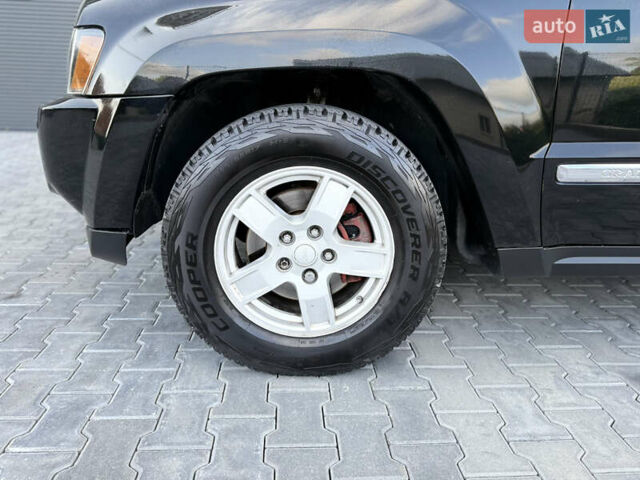 Чорний Джип Grand Cherokee, об'ємом двигуна 3.7 л та пробігом 202 тис. км за 8000 $, фото 33 на Automoto.ua