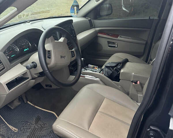 Чорний Джип Grand Cherokee, об'ємом двигуна 3 л та пробігом 366 тис. км за 9700 $, фото 9 на Automoto.ua