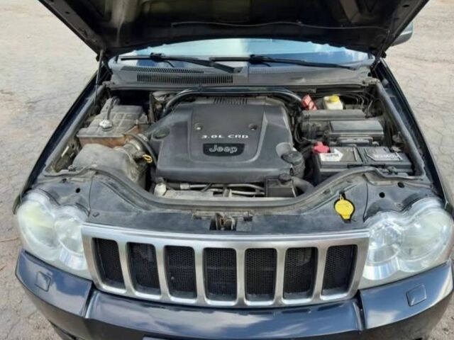 Черный Джип Гранд Чероки, объемом двигателя 3 л и пробегом 243 тыс. км за 3400 $, фото 2 на Automoto.ua