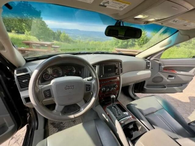 Черный Джип Гранд Чероки, объемом двигателя 3 л и пробегом 243 тыс. км за 3400 $, фото 6 на Automoto.ua