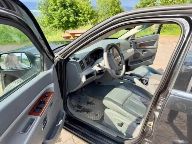 Черный Джип Гранд Чероки, объемом двигателя 3 л и пробегом 243 тыс. км за 3400 $, фото 7 на Automoto.ua