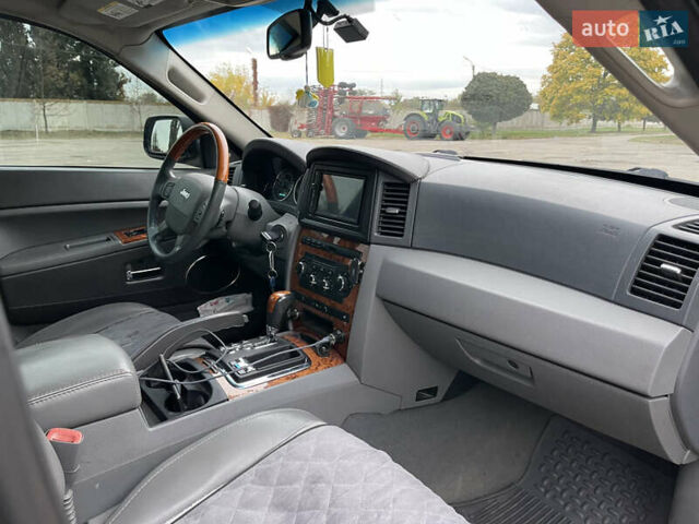 Чорний Джип Grand Cherokee, об'ємом двигуна 2.99 л та пробігом 240 тис. км за 8800 $, фото 30 на Automoto.ua