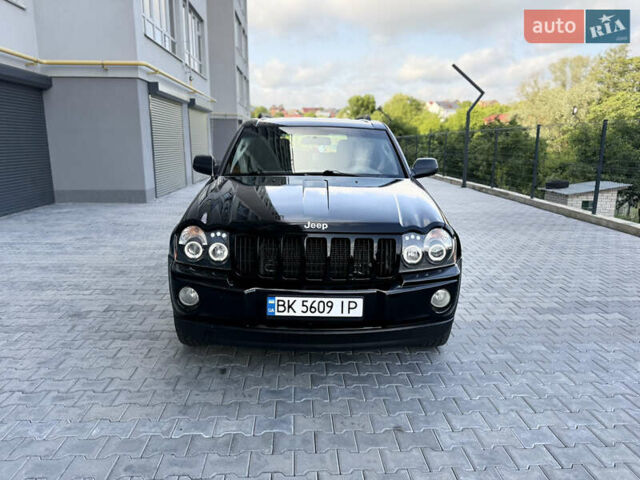 Чорний Джип Grand Cherokee, об'ємом двигуна 3.7 л та пробігом 202 тис. км за 8000 $, фото 21 на Automoto.ua