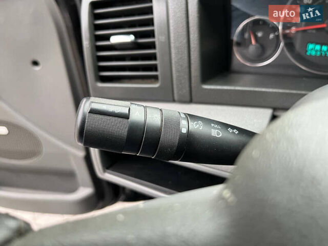 Чорний Джип Grand Cherokee, об'ємом двигуна 3 л та пробігом 283 тис. км за 8500 $, фото 24 на Automoto.ua