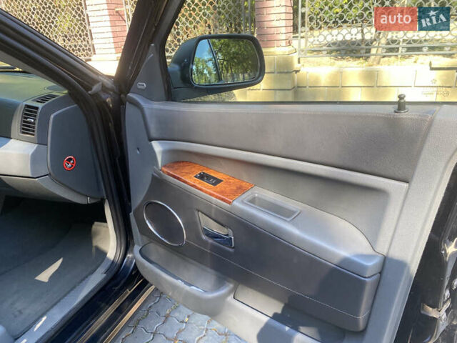 Чорний Джип Grand Cherokee, об'ємом двигуна 2.99 л та пробігом 275 тис. км за 11300 $, фото 4 на Automoto.ua