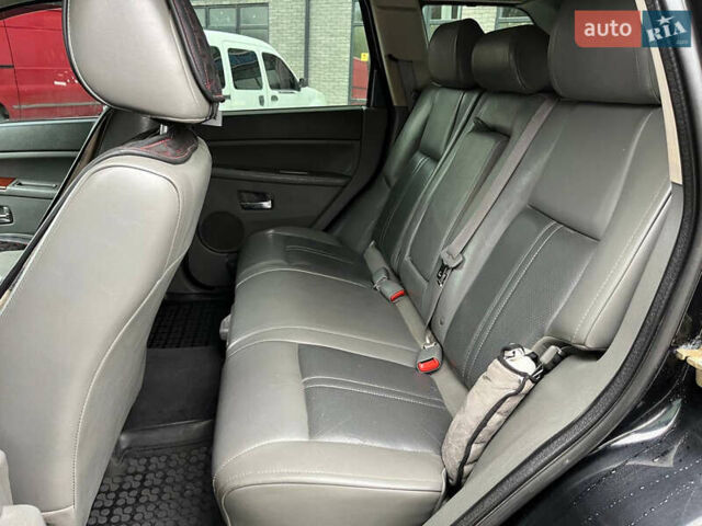 Чорний Джип Grand Cherokee, об'ємом двигуна 3 л та пробігом 283 тис. км за 8500 $, фото 40 на Automoto.ua