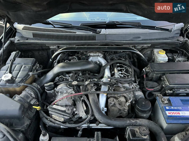 Черный Джип Гранд Чероки, объемом двигателя 2.99 л и пробегом 252 тыс. км за 12000 $, фото 11 на Automoto.ua