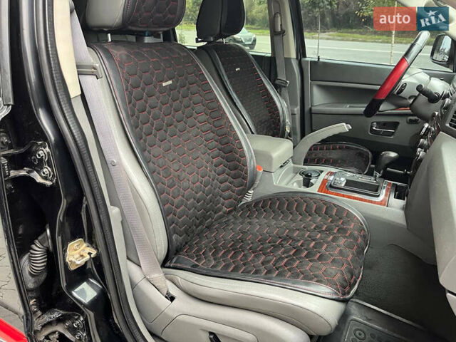 Чорний Джип Grand Cherokee, об'ємом двигуна 3 л та пробігом 283 тис. км за 8500 $, фото 31 на Automoto.ua