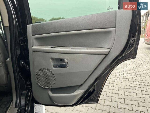 Чорний Джип Grand Cherokee, об'ємом двигуна 3 л та пробігом 283 тис. км за 8500 $, фото 35 на Automoto.ua
