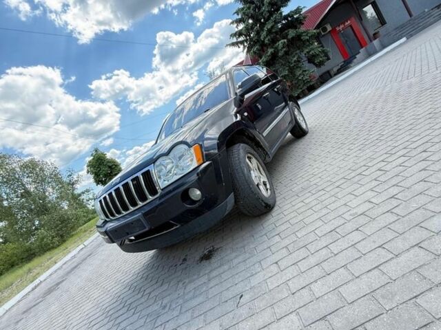 Чорний Джип Grand Cherokee, об'ємом двигуна 3 л та пробігом 221 тис. км за 3800 $, фото 4 на Automoto.ua