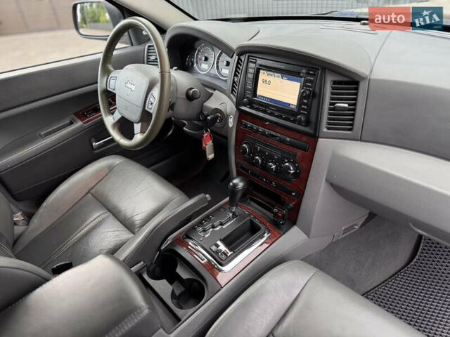 Чорний Джип Grand Cherokee, об'ємом двигуна 2.99 л та пробігом 240 тис. км за 11999 $, фото 17 на Automoto.ua