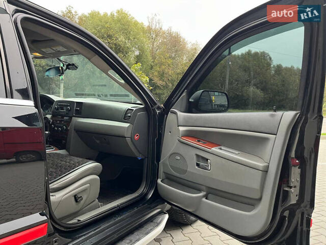 Чорний Джип Grand Cherokee, об'ємом двигуна 3 л та пробігом 283 тис. км за 8500 $, фото 29 на Automoto.ua