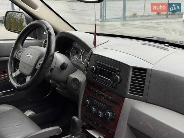 Черный Джип Гранд Чероки, объемом двигателя 2.99 л и пробегом 360 тыс. км за 9999 $, фото 27 на Automoto.ua