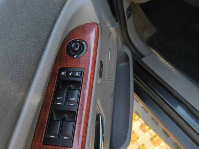 Чорний Джип Grand Cherokee, об'ємом двигуна 3 л та пробігом 320 тис. км за 7271 $, фото 4 на Automoto.ua