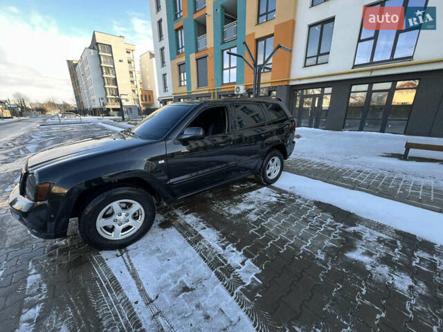 Черный Джип Гранд Чероки, объемом двигателя 5.7 л и пробегом 300 тыс. км за 11700 $, фото 18 на Automoto.ua