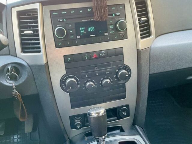 Черный Джип Гранд Чероки, объемом двигателя 3 л и пробегом 265 тыс. км за 9900 $, фото 9 на Automoto.ua