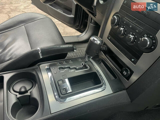 Черный Джип Гранд Чероки, объемом двигателя 3 л и пробегом 252 тыс. км за 9700 $, фото 34 на Automoto.ua