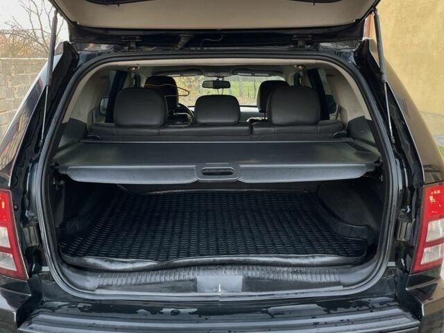 Черный Джип Гранд Чероки, объемом двигателя 3 л и пробегом 265 тыс. км за 9900 $, фото 4 на Automoto.ua