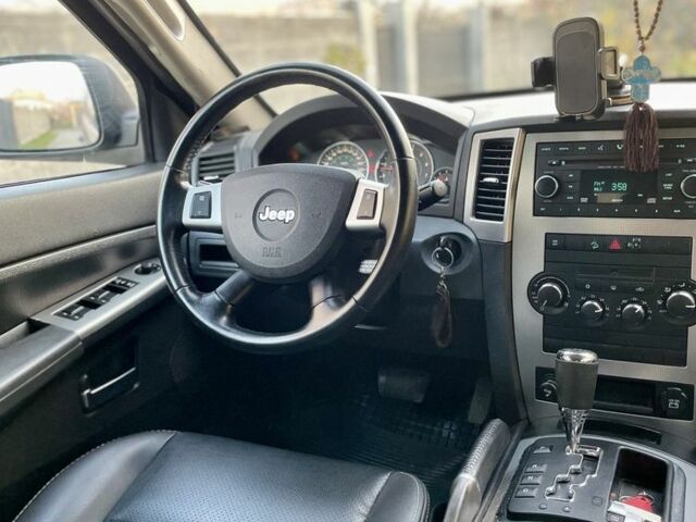 Черный Джип Гранд Чероки, объемом двигателя 3 л и пробегом 265 тыс. км за 9900 $, фото 5 на Automoto.ua