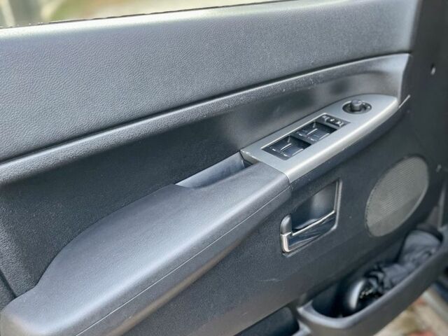 Черный Джип Гранд Чероки, объемом двигателя 3 л и пробегом 265 тыс. км за 9900 $, фото 10 на Automoto.ua