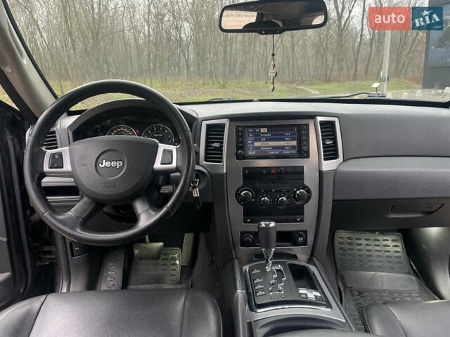 Черный Джип Гранд Чероки, объемом двигателя 3 л и пробегом 252 тыс. км за 9700 $, фото 27 на Automoto.ua