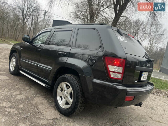 Черный Джип Гранд Чероки, объемом двигателя 3 л и пробегом 252 тыс. км за 9700 $, фото 12 на Automoto.ua