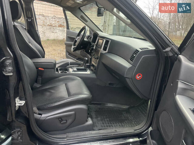Черный Джип Гранд Чероки, объемом двигателя 3 л и пробегом 252 тыс. км за 9700 $, фото 21 на Automoto.ua