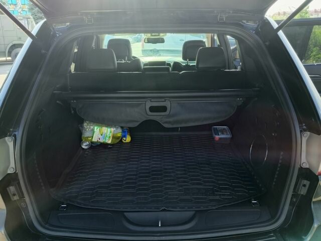 Чорний Джип Grand Cherokee, об'ємом двигуна 3.6 л та пробігом 275 тис. км за 14500 $, фото 4 на Automoto.ua