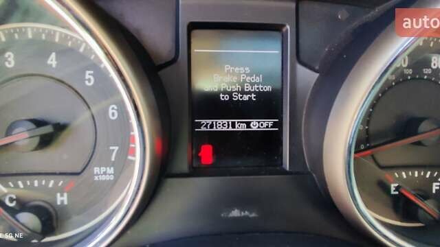 Черный Джип Гранд Чероки, объемом двигателя 3.6 л и пробегом 271 тыс. км за 14600 $, фото 3 на Automoto.ua