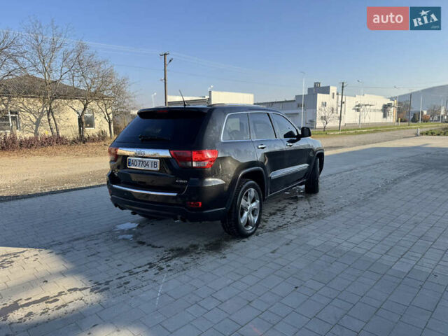 Черный Джип Гранд Чероки, объемом двигателя 2.99 л и пробегом 250 тыс. км за 18200 $, фото 3 на Automoto.ua