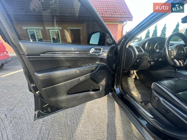 Черный Джип Гранд Чероки, объемом двигателя 2.99 л и пробегом 177 тыс. км за 13900 $, фото 9 на Automoto.ua