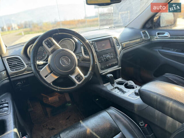 Черный Джип Гранд Чероки, объемом двигателя 2.99 л и пробегом 250 тыс. км за 18200 $, фото 15 на Automoto.ua