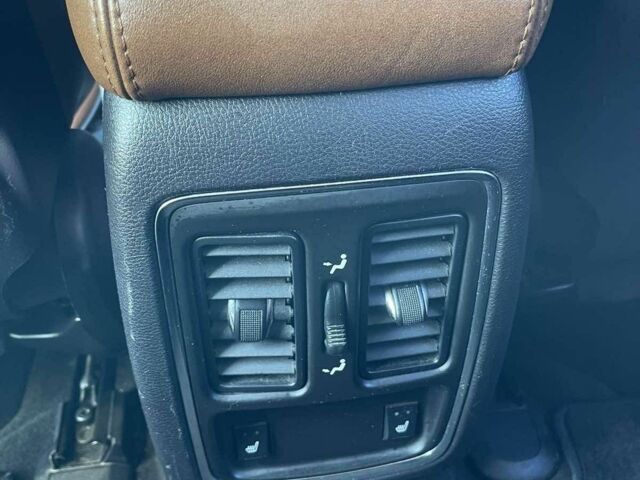 Чорний Джип Grand Cherokee, об'ємом двигуна 3 л та пробігом 255 тис. км за 16400 $, фото 15 на Automoto.ua