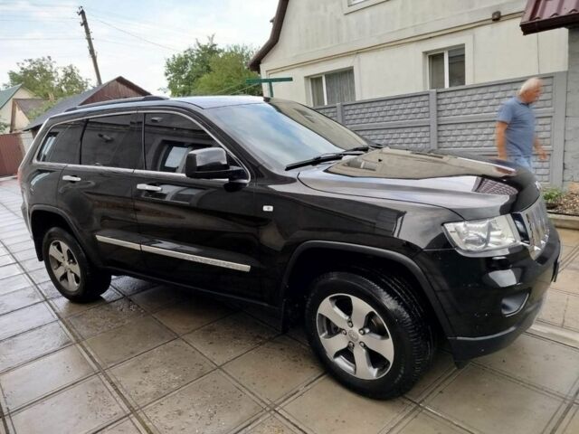 Черный Джип Гранд Чероки, объемом двигателя 3 л и пробегом 239 тыс. км за 16000 $, фото 1 на Automoto.ua