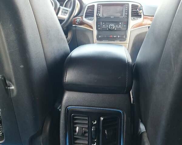 Чорний Джип Grand Cherokee, об'ємом двигуна 3.6 л та пробігом 241 тис. км за 12299 $, фото 9 на Automoto.ua