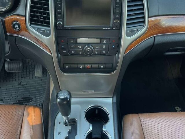 Чорний Джип Grand Cherokee, об'ємом двигуна 3 л та пробігом 255 тис. км за 16400 $, фото 20 на Automoto.ua